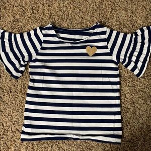 Carter’s 4T girl’s short sleeve shirt